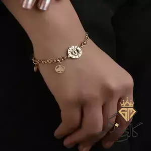 دستبند طلا کارتیه آویز دار